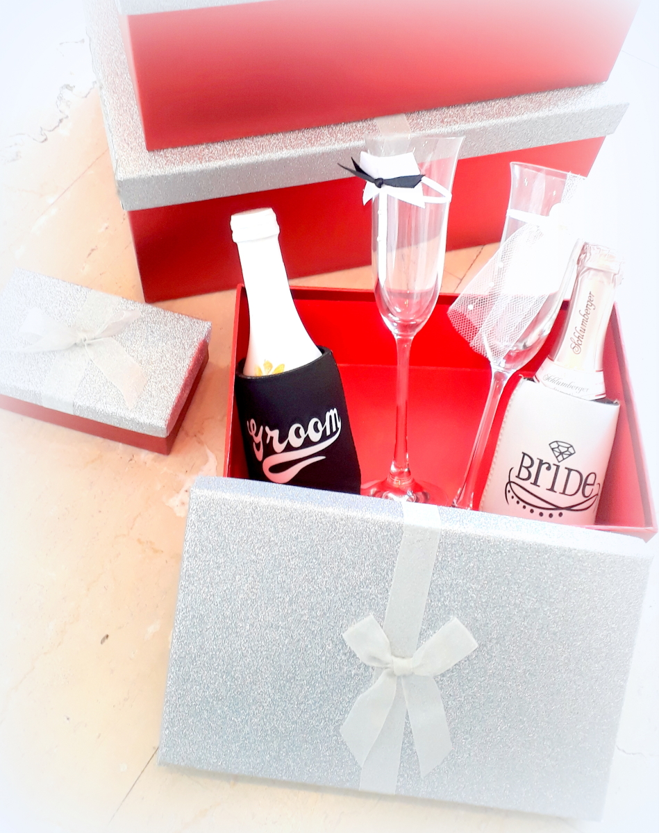 Geschenkbox Silber 14,5 x 9,3 x 6 cm