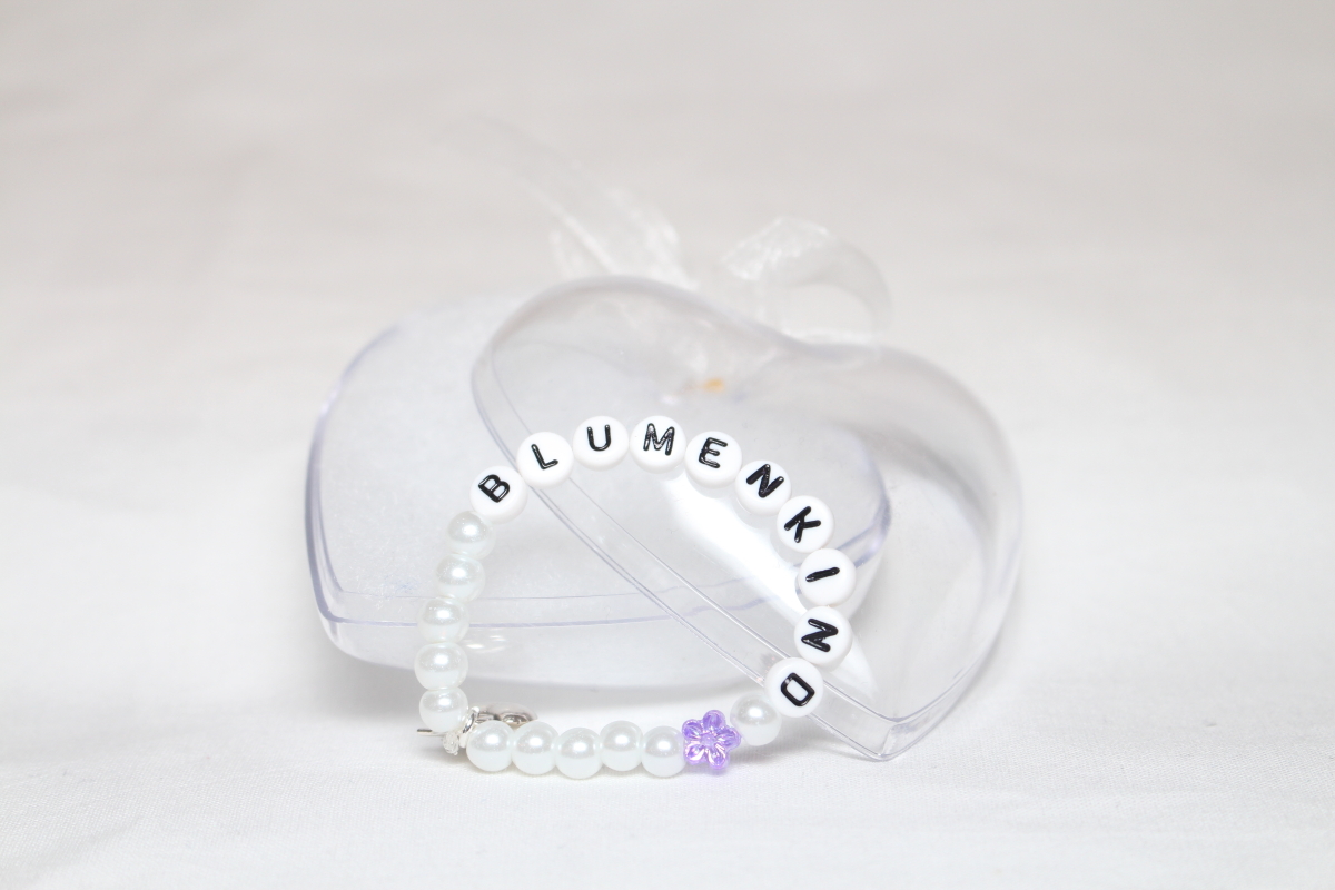 Perlenarmband Kind Grün / Blumenkind