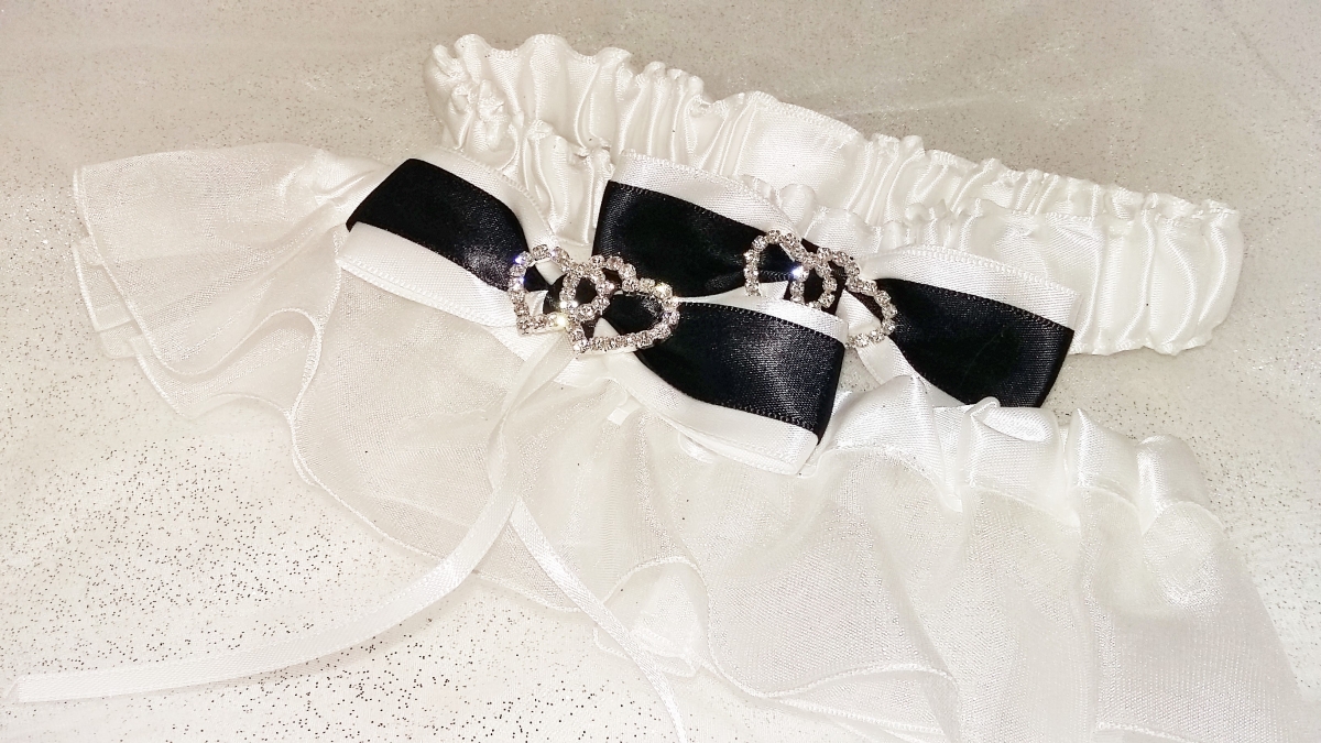 Strumpfbandset Schwarz-Weiß