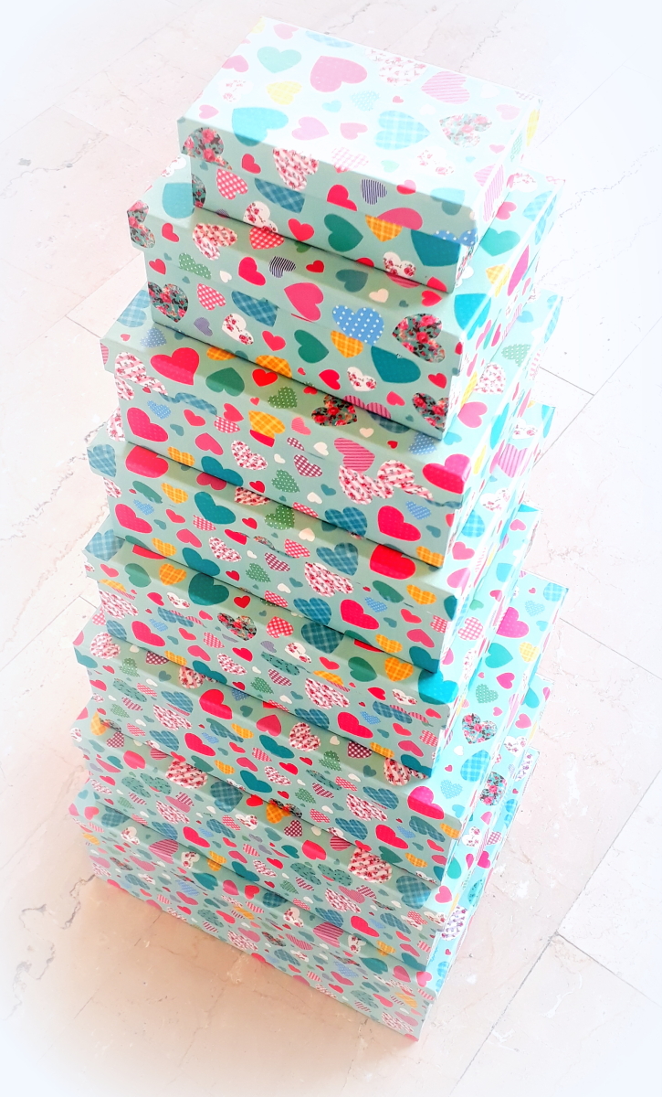 Geschenkbox Herzen 19,7 x 12 x 8,5 cm